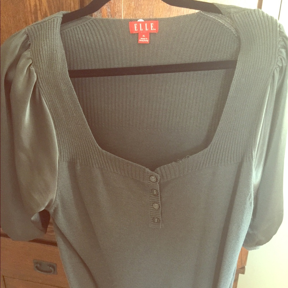 Shirt sleeve sweater